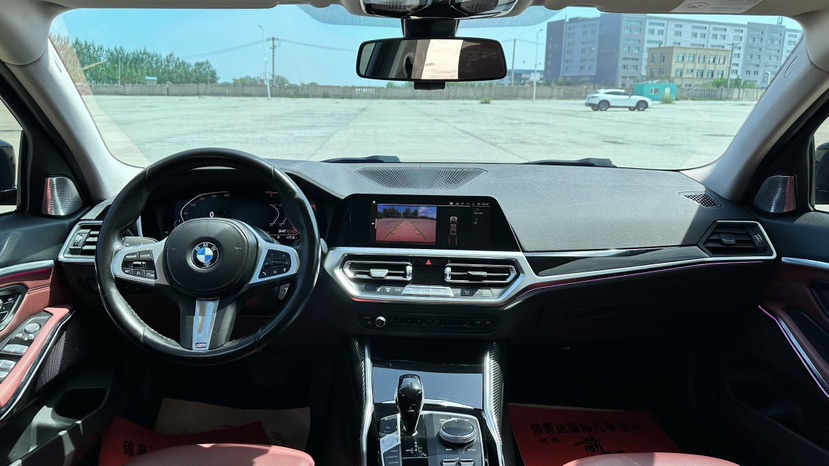 BMW 3 Series 2022 car image #18
