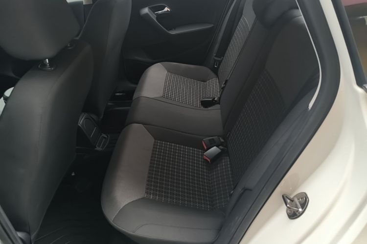 Volkswagen Polo 2018 #17 Volkswagen Polo 2018 car image #17