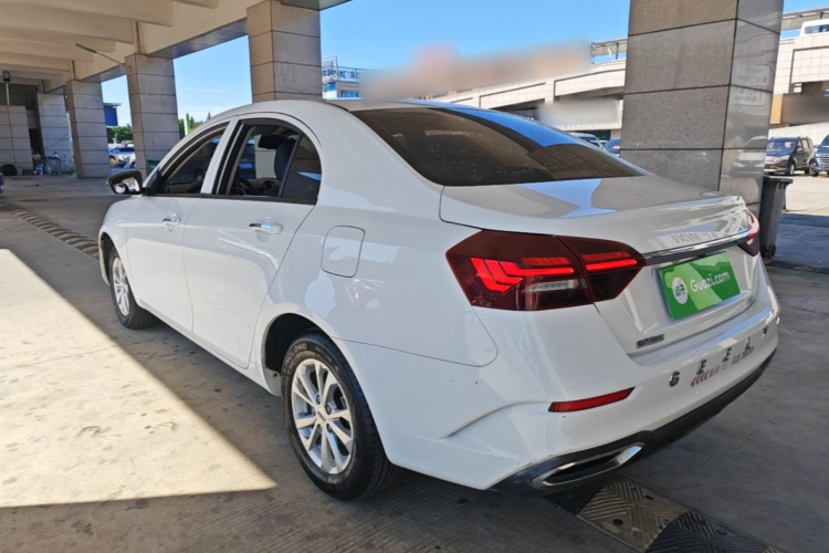 GEELY Emgrand 2022 car image #5