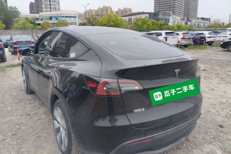 Tesla Model Y 2021 #5 Tesla Model Y 2021 car image #5