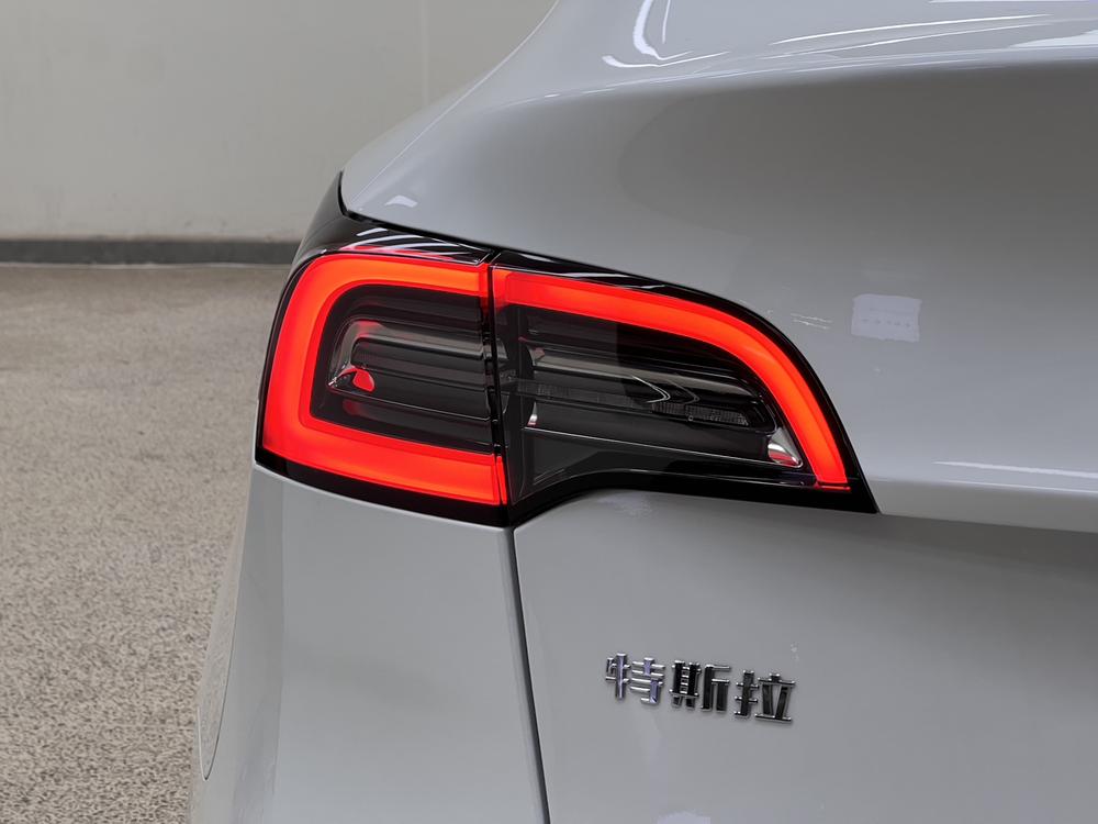 Tesla Model Y 2022 #9 Tesla Model Y 2022 car image #9