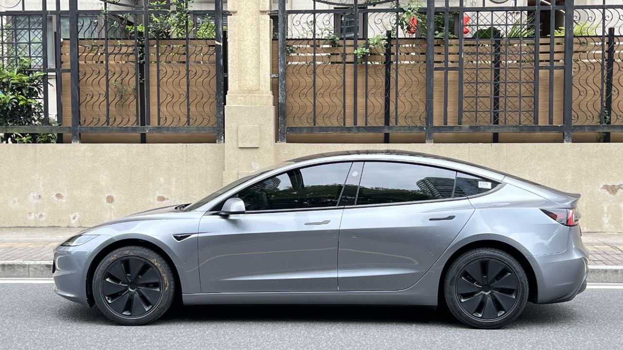 Tesla Model 3 2026 #3 Tesla Model 3 2026 car image #3