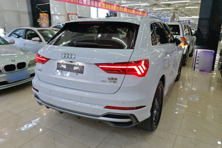Audi Q3 2023 #7 Audi Q3 2023 car image #7