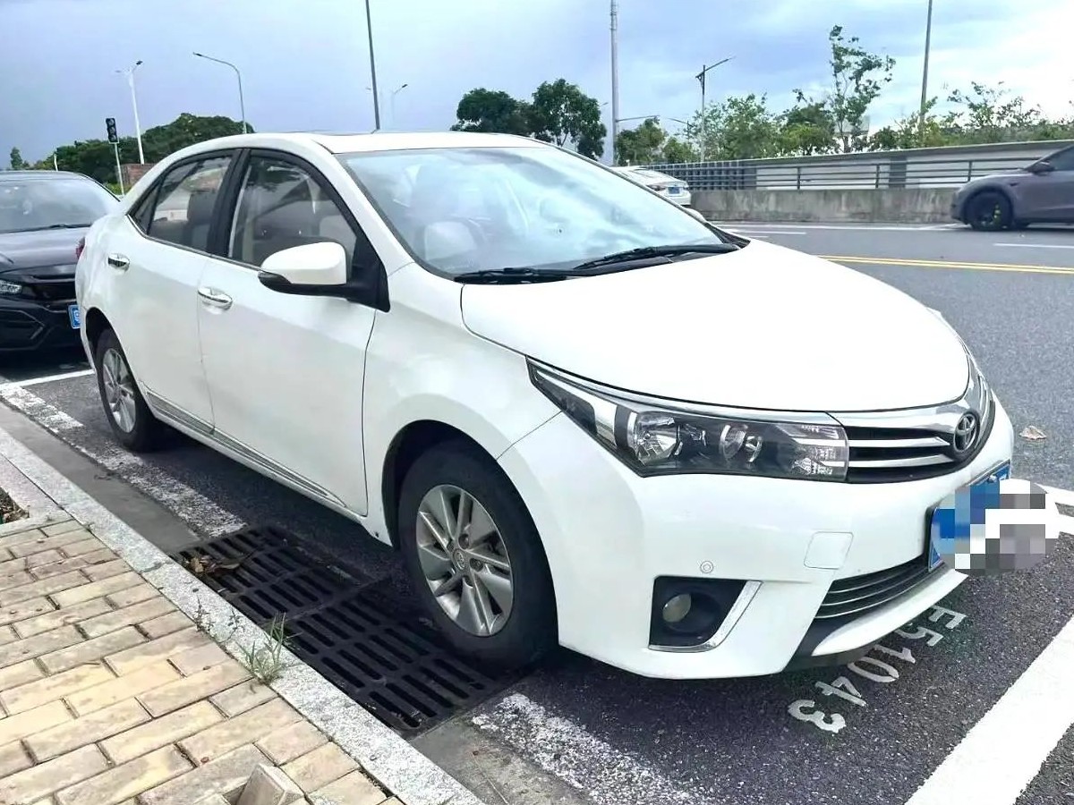 Toyota Corolla 2014 #4 Toyota Corolla 2014 car image #4