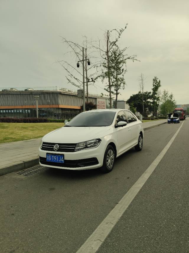 Volkswagen Santana 2023 image de voiture 