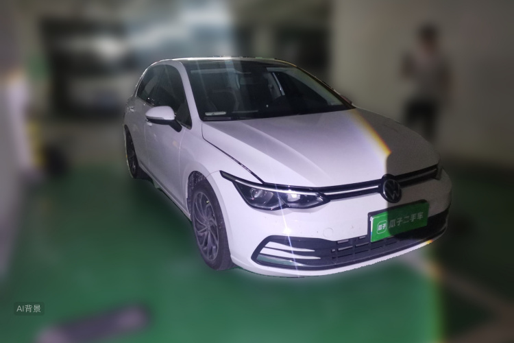 Volkswagen Golf 2023 car image #4
