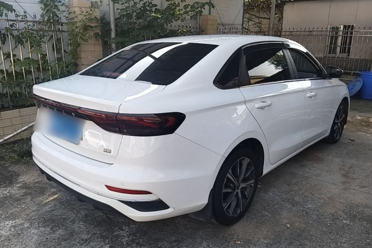 GEELY Emgrand 2022 car image #7