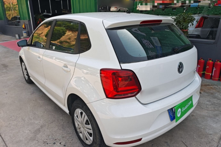 Volkswagen Polo 2018 car image #5