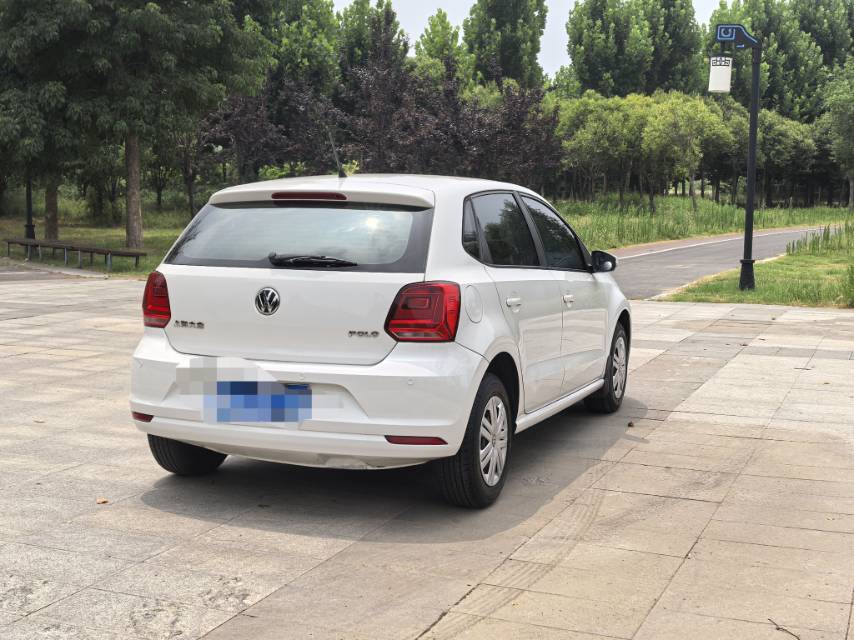 Volkswagen Polo 2015 immagine di auto #8