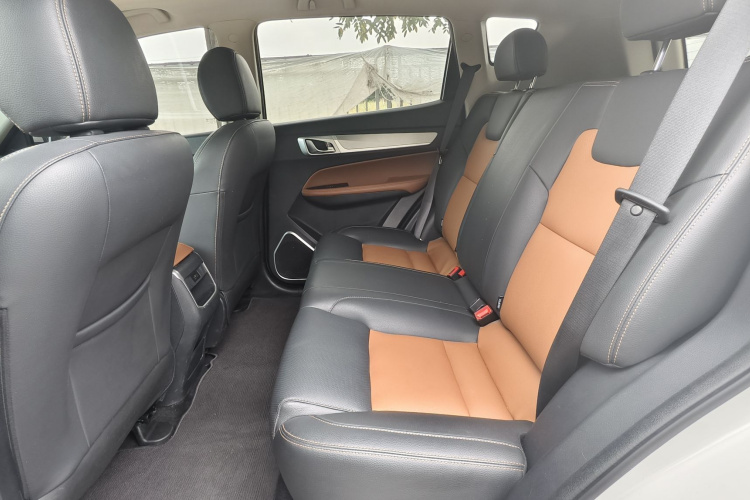 GEELY Vision X6 2019 car image #10