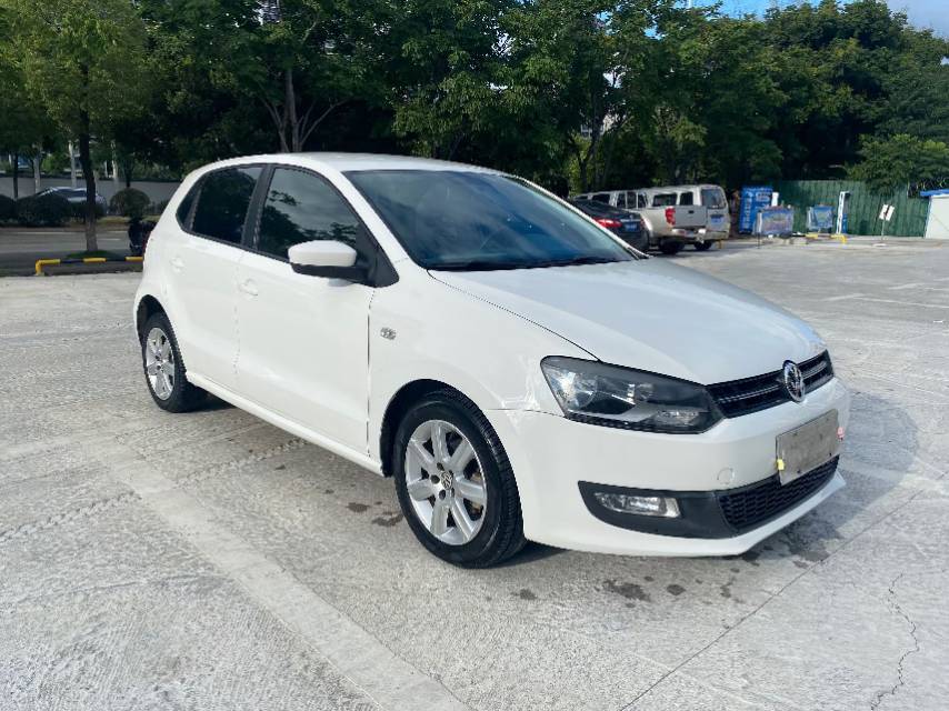 Volkswagen Polo 2013 immagine di auto #3