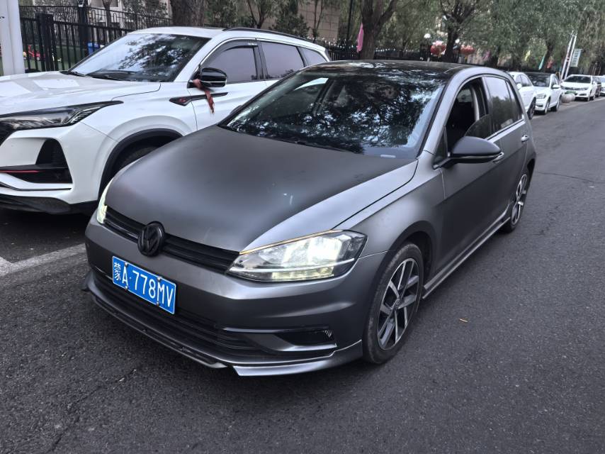 2018 immagine di auto 