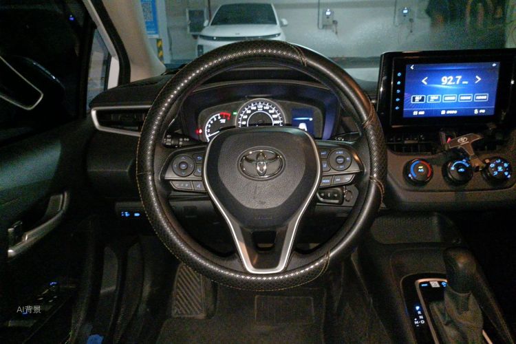 Toyota Corolla 2020 car image #12