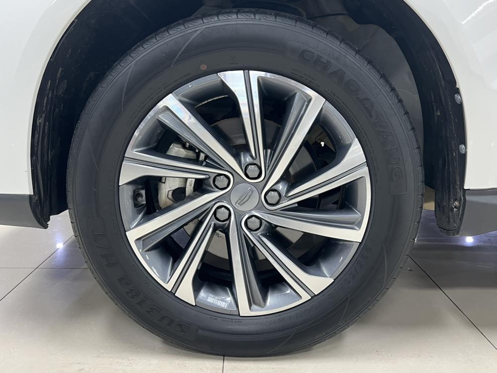 GEELY Vision X6 2022 car image #8