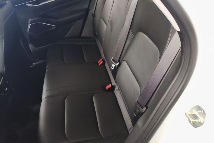GEELY Emgrand 2023 car image #17