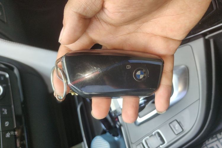BMW 3 Series 2017 #10 BMW 3 Series 2017 car image #10