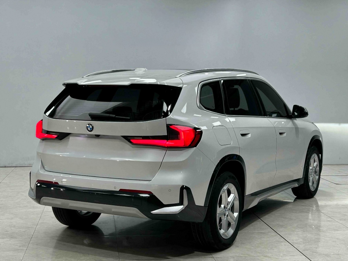 BMW X1 2024 car image #5