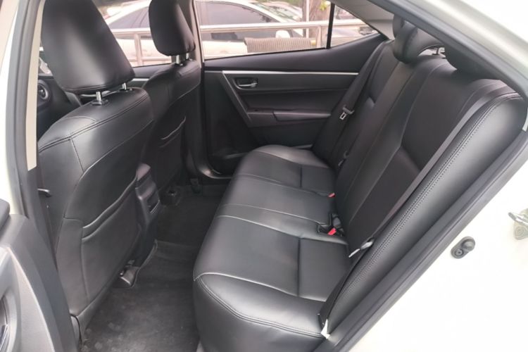 Toyota Corolla 2018 #17 Toyota Corolla 2018 car image #17
