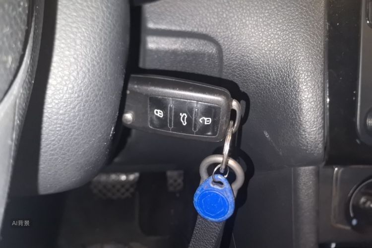 Volkswagen Polo 2014 car image #10