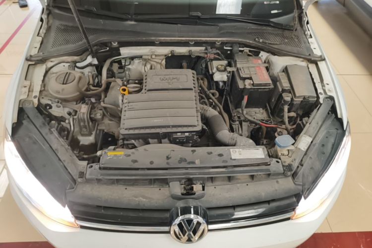 Volkswagen Golf 2018 car image #20