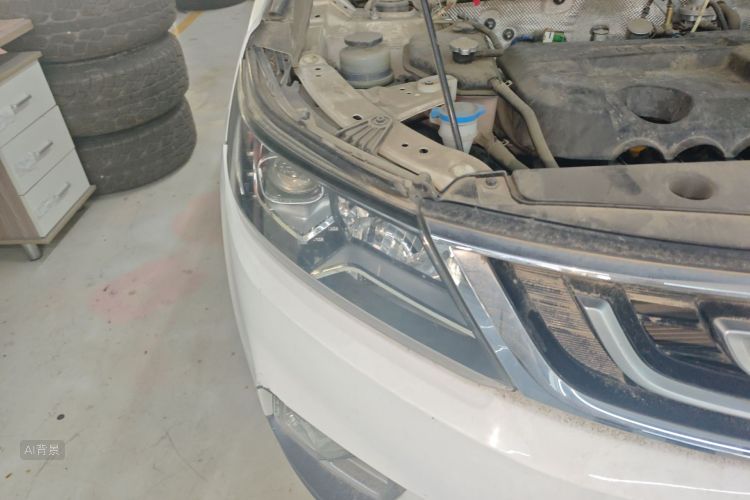 GEELY Vision X6 2017 immagine di auto #8