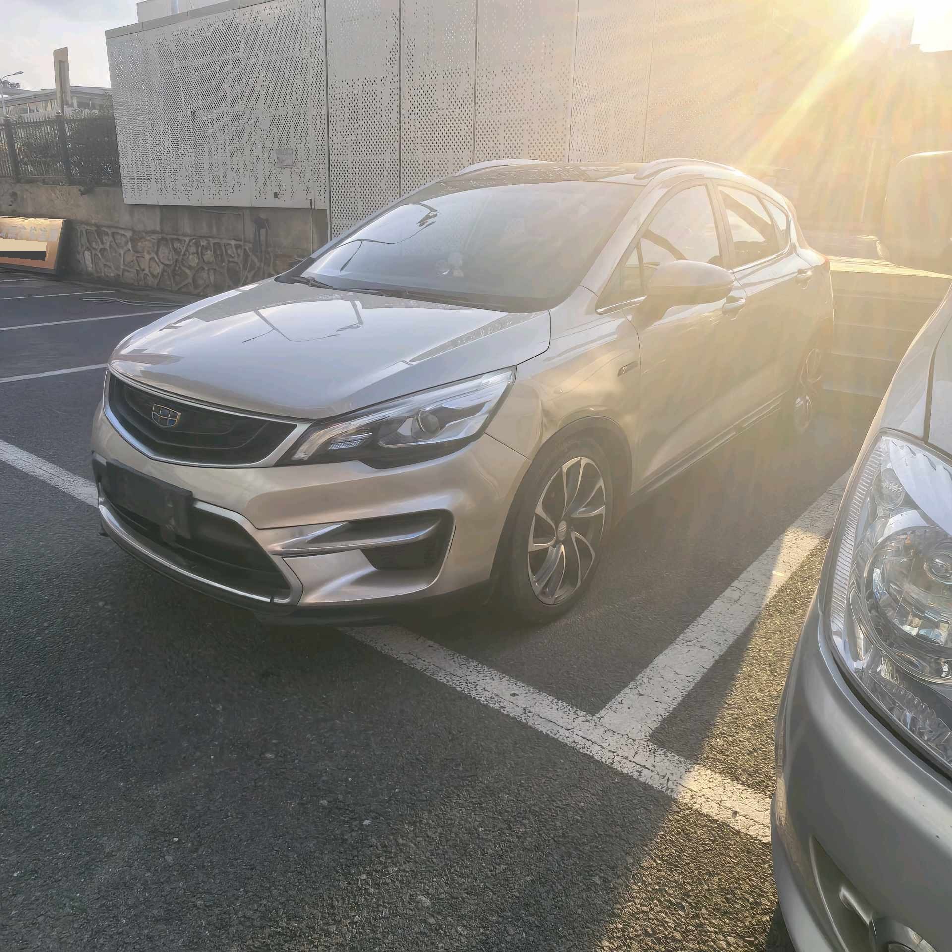 GEELY Emgrand GS 2017 GEELY Emgrand GS 2017 car image