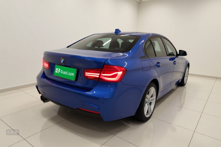 BMW 3 Series 2018 #7 BMW 3 Series 2018 car image #7