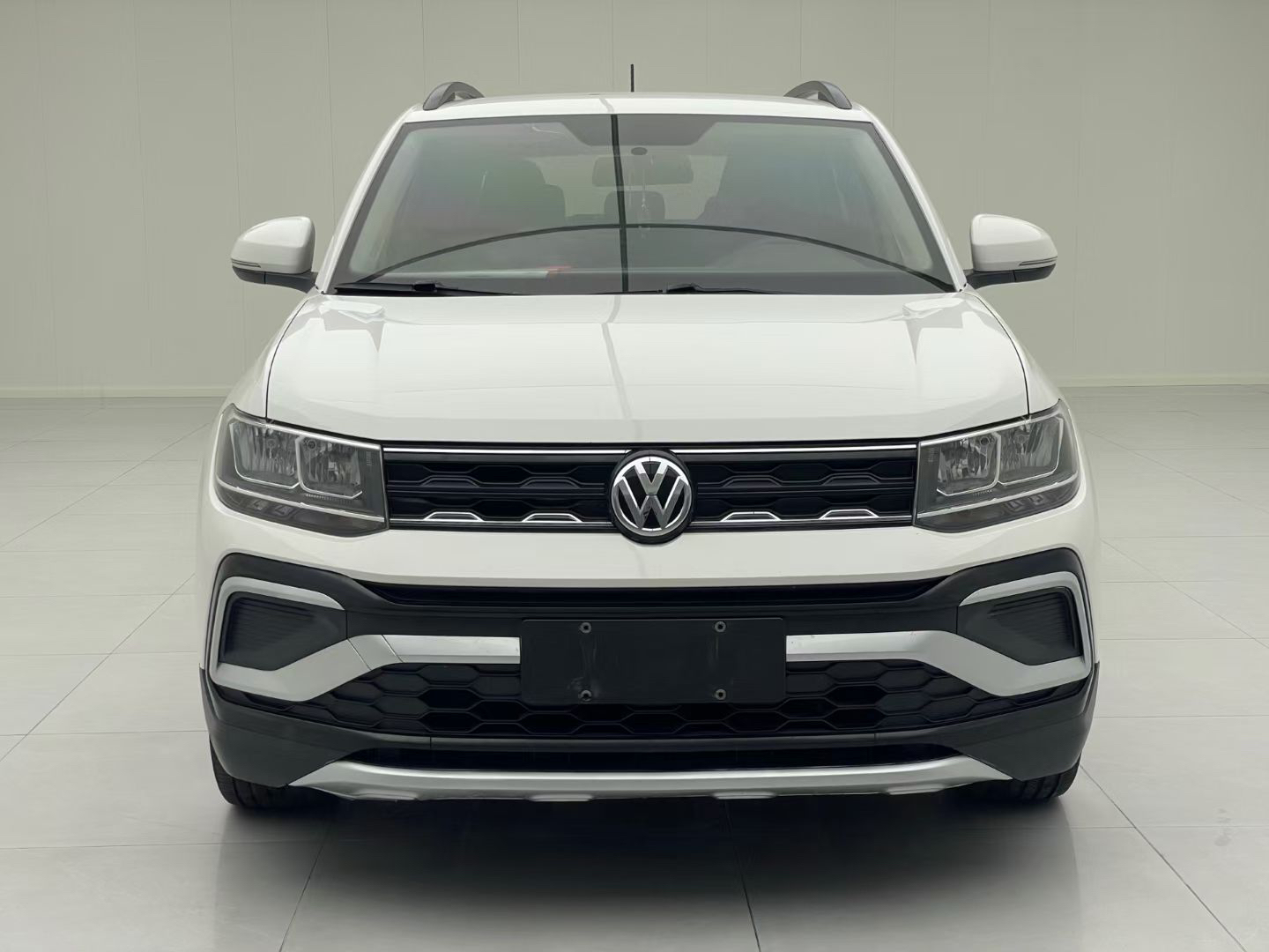 Volkswagen T-Cross 2019 #2 Volkswagen T-Cross 2019 صورة سيارة #2