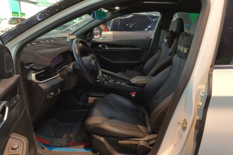GEELY Coolray 2025 صورة سيارة #19