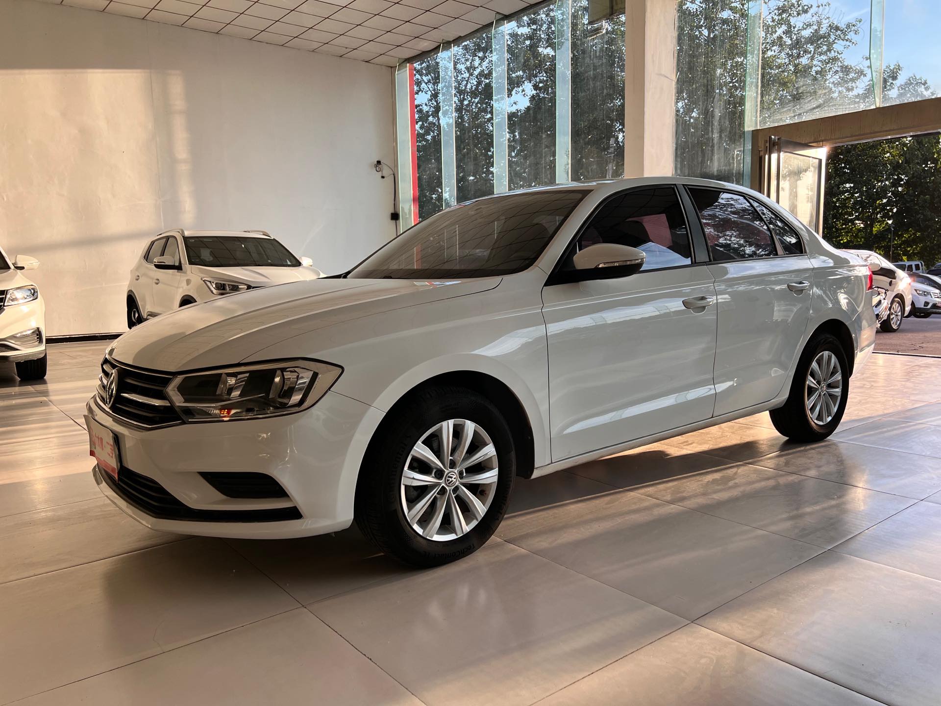 Volkswagen Bora 2017 car image 