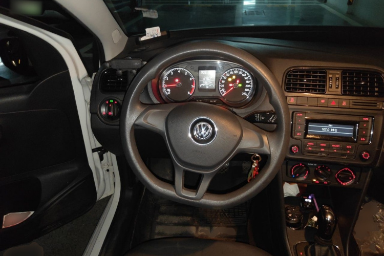 Volkswagen Polo 2018 #11 Volkswagen Polo 2018 car image #11