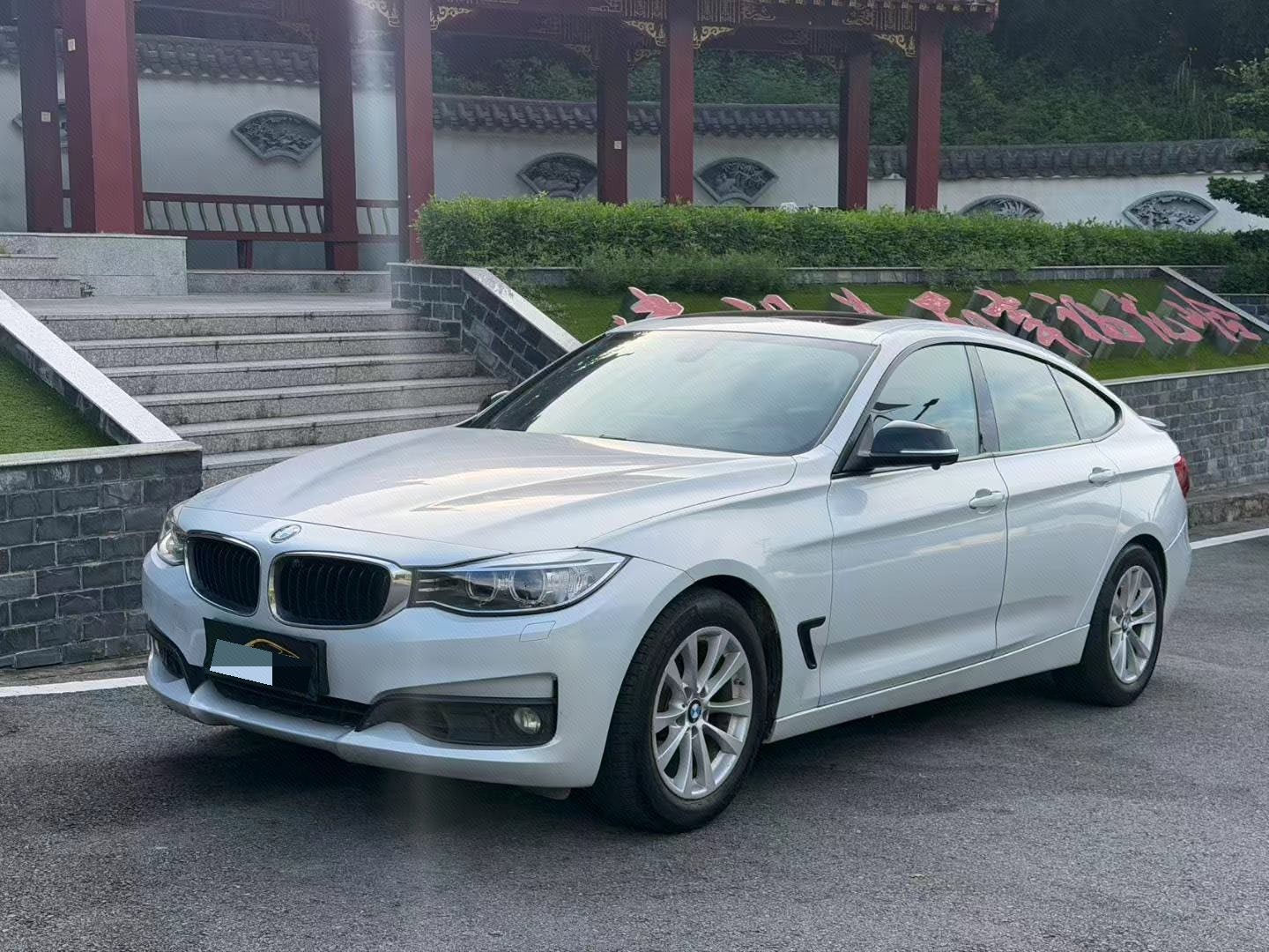 2016 2016 car image