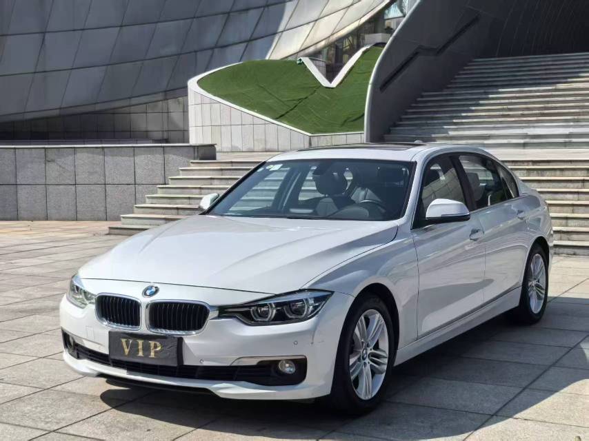 BMW 3 Series 2017 BMW 3 Series 2017 immagine di auto