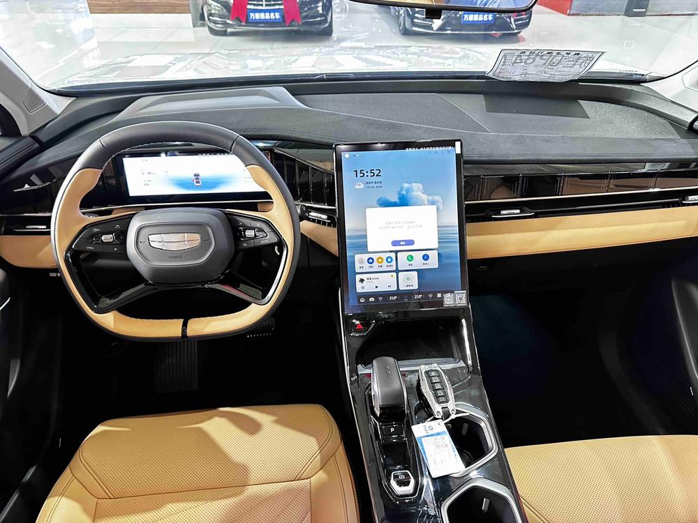 GEELY Boyue L 2023 car image #15