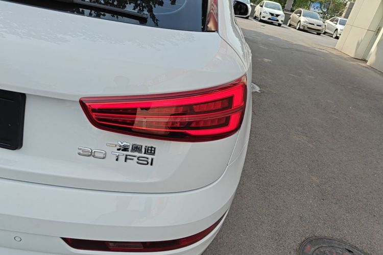 Audi Q3 2019 #8 Audi Q3 2019 car image #8
