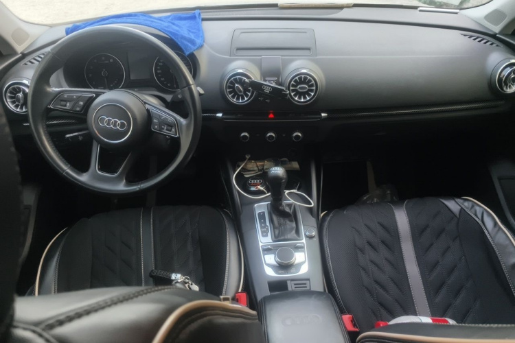 Audi A3 2020 car image #12