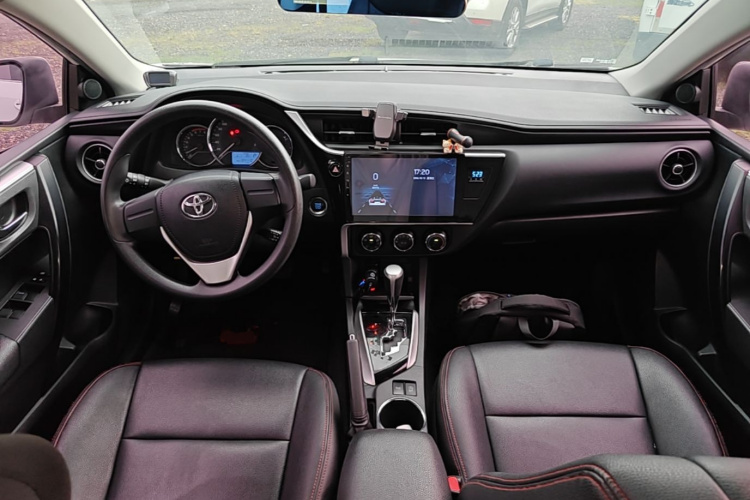 Toyota Corolla 2018 #10 Toyota Corolla 2018 car image #10