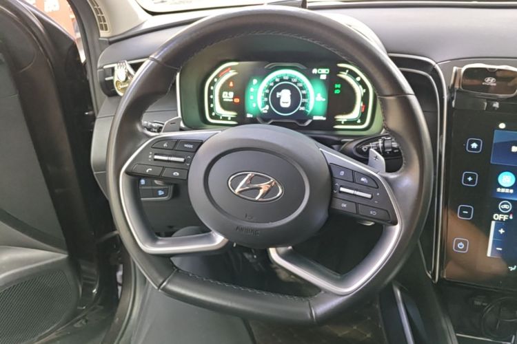 Hyundai Tucson 2023 car image #18