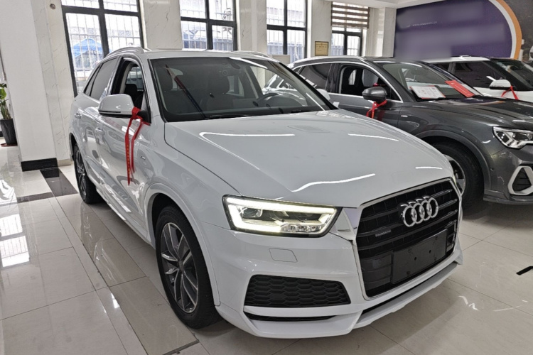 Audi Q3 2019 #4 Audi Q3 2019 car image #4