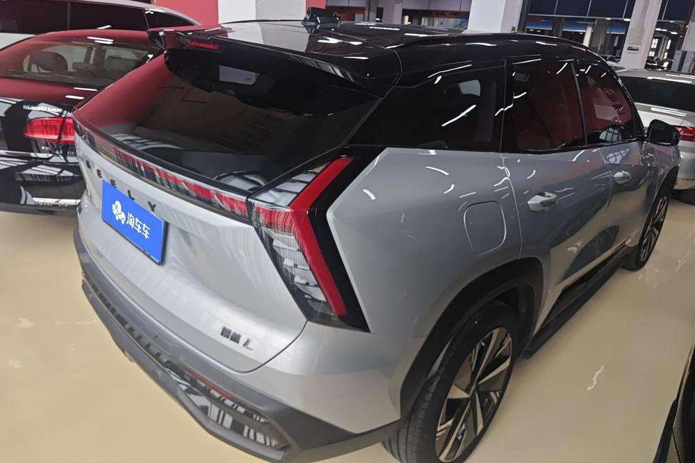 GEELY Boyue L 2022 immagine di auto #2