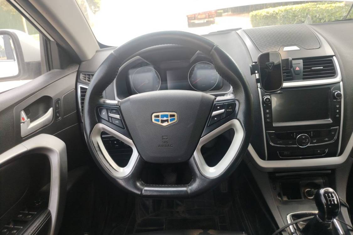 GEELY Emgrand 2016 #22 GEELY Emgrand 2016 car image #22