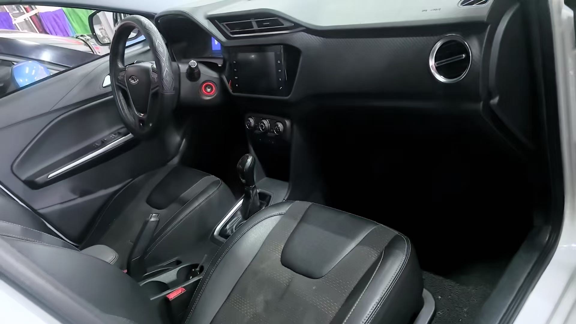 Chery Tiggo 3x 2020 car image #2