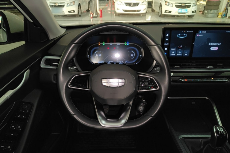 GEELY Emgrand 2025 car image #13