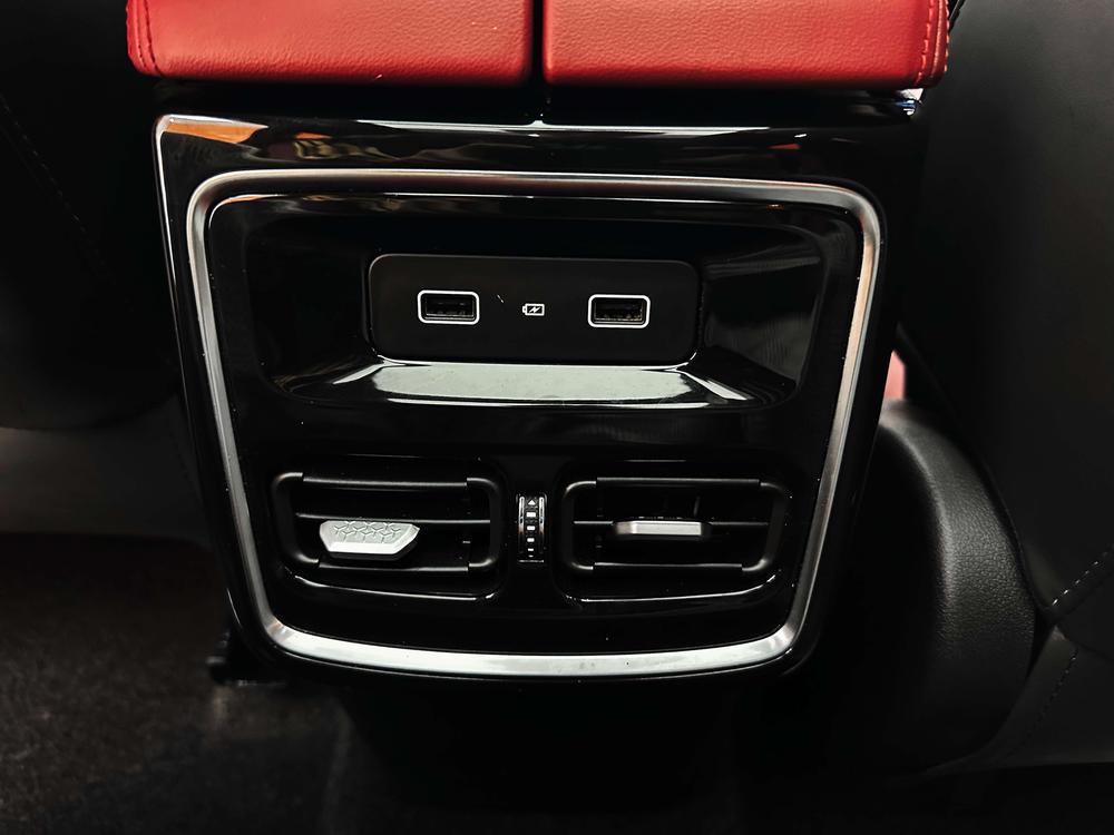 Jetour X70 PLUS 2023 car image #11