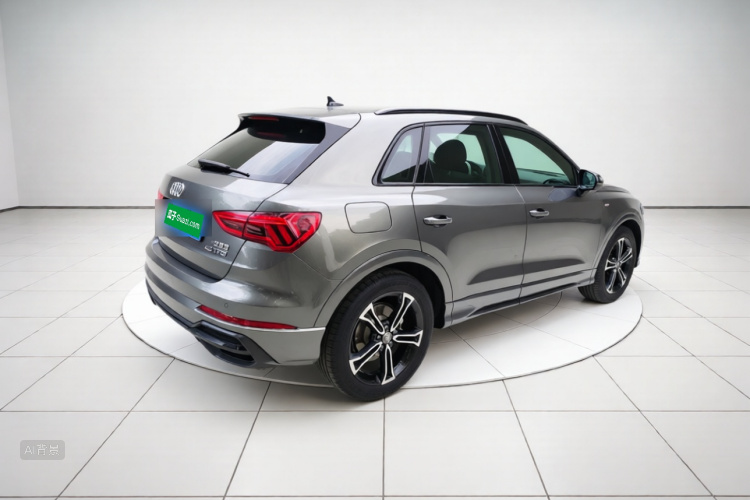 Audi Q3 2020 car image #7