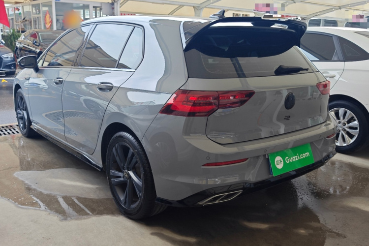 Volkswagen Golf 2021 car image #7