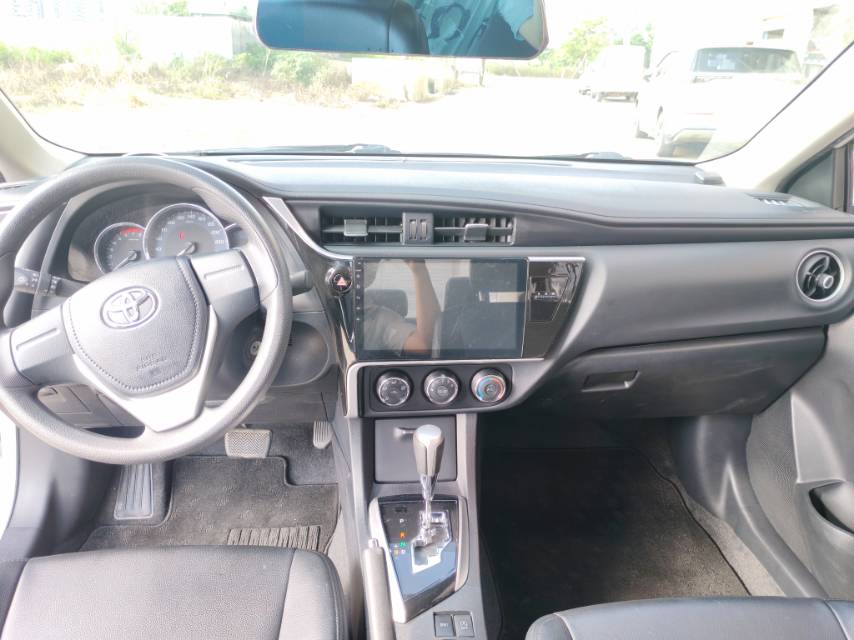 Toyota Corolla 2019 #8 Toyota Corolla 2019 car image #8
