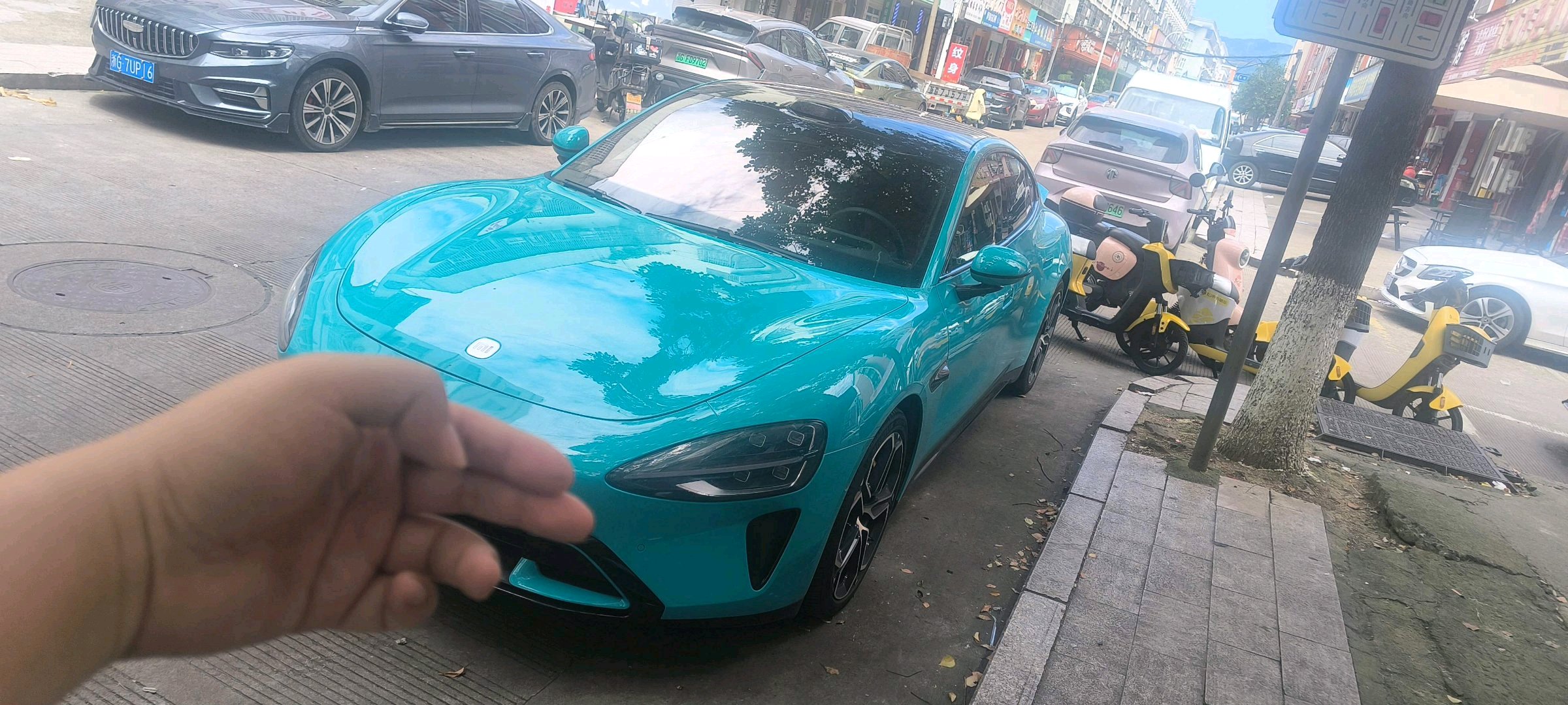 MI SU7 2025 car image 