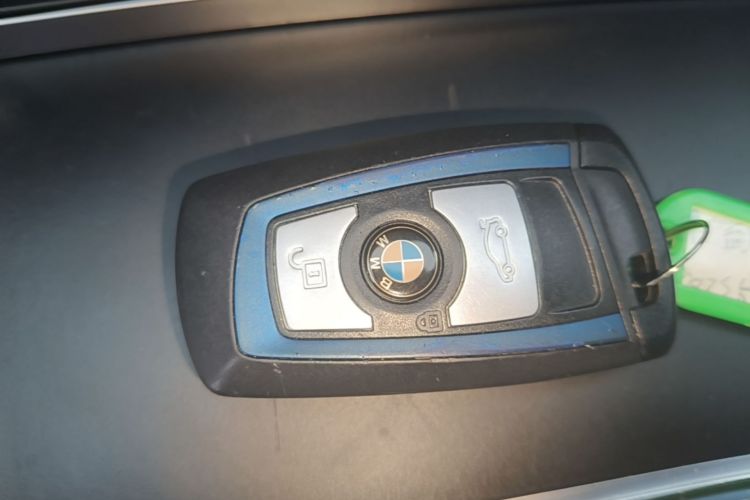 BMW 3 Series GT 2019 car image #9