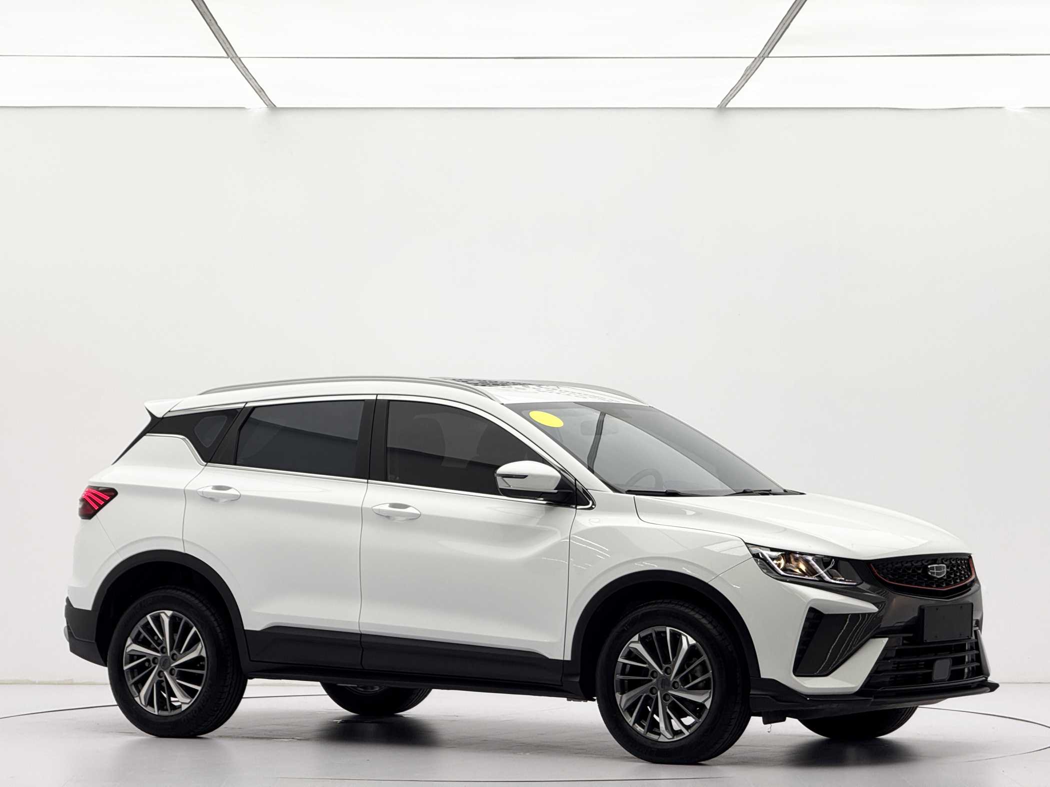 GEELY Coolray 2022 صورة سيارة #7